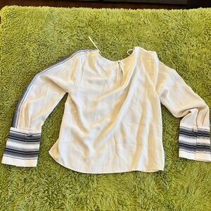 Vince Camuto Stripe Top in Soft Cream S